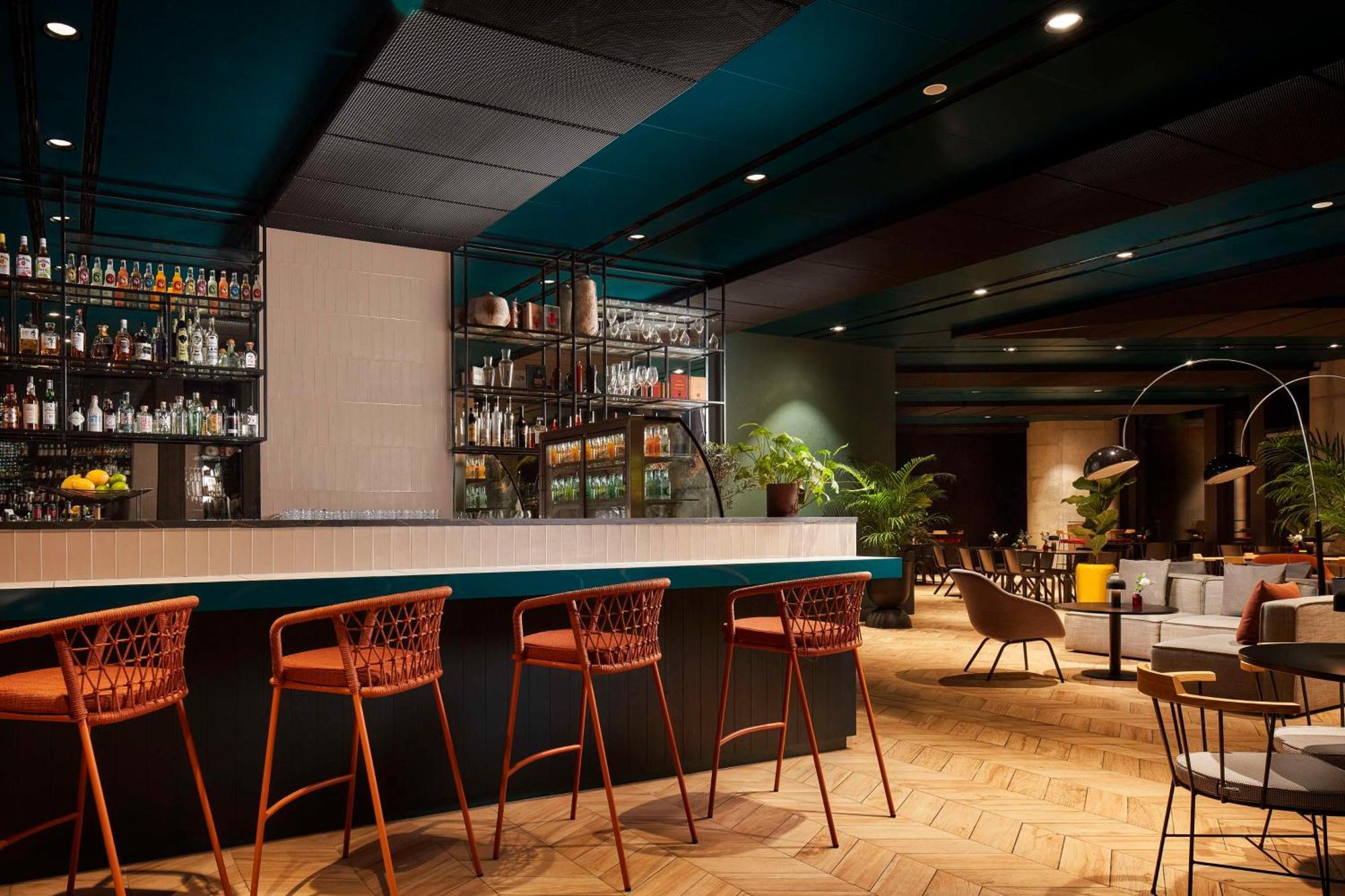Nh Collection Frankfurt Spin Tower Hotel Frankfurt am Main ภายนอก รูปภาพ