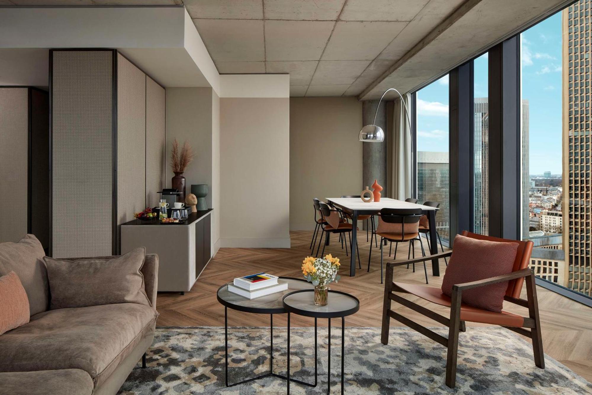 Nh Collection Frankfurt Spin Tower Hotel Frankfurt am Main ภายนอก รูปภาพ