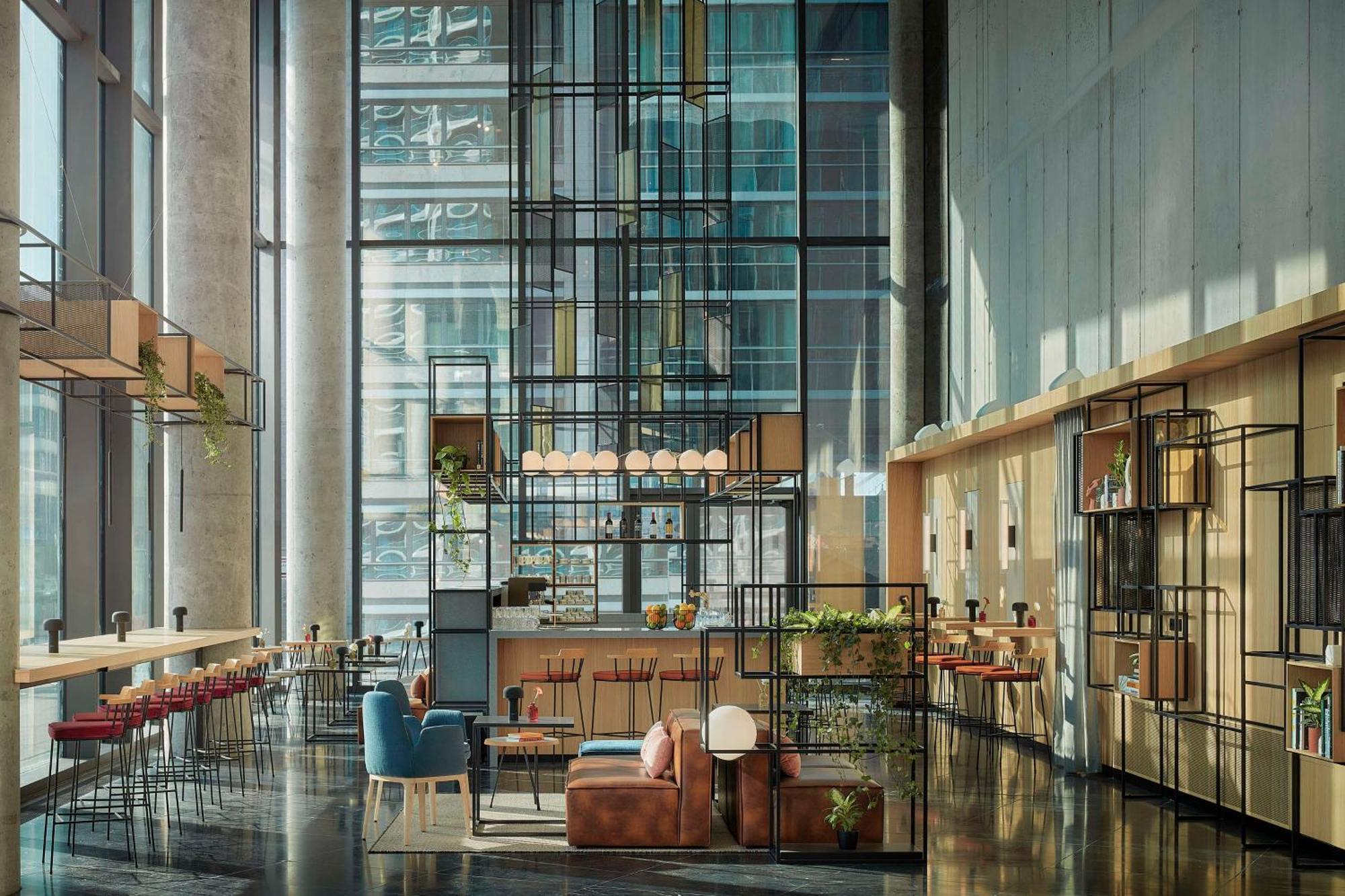 Nh Collection Frankfurt Spin Tower Hotel Frankfurt am Main ภายนอก รูปภาพ