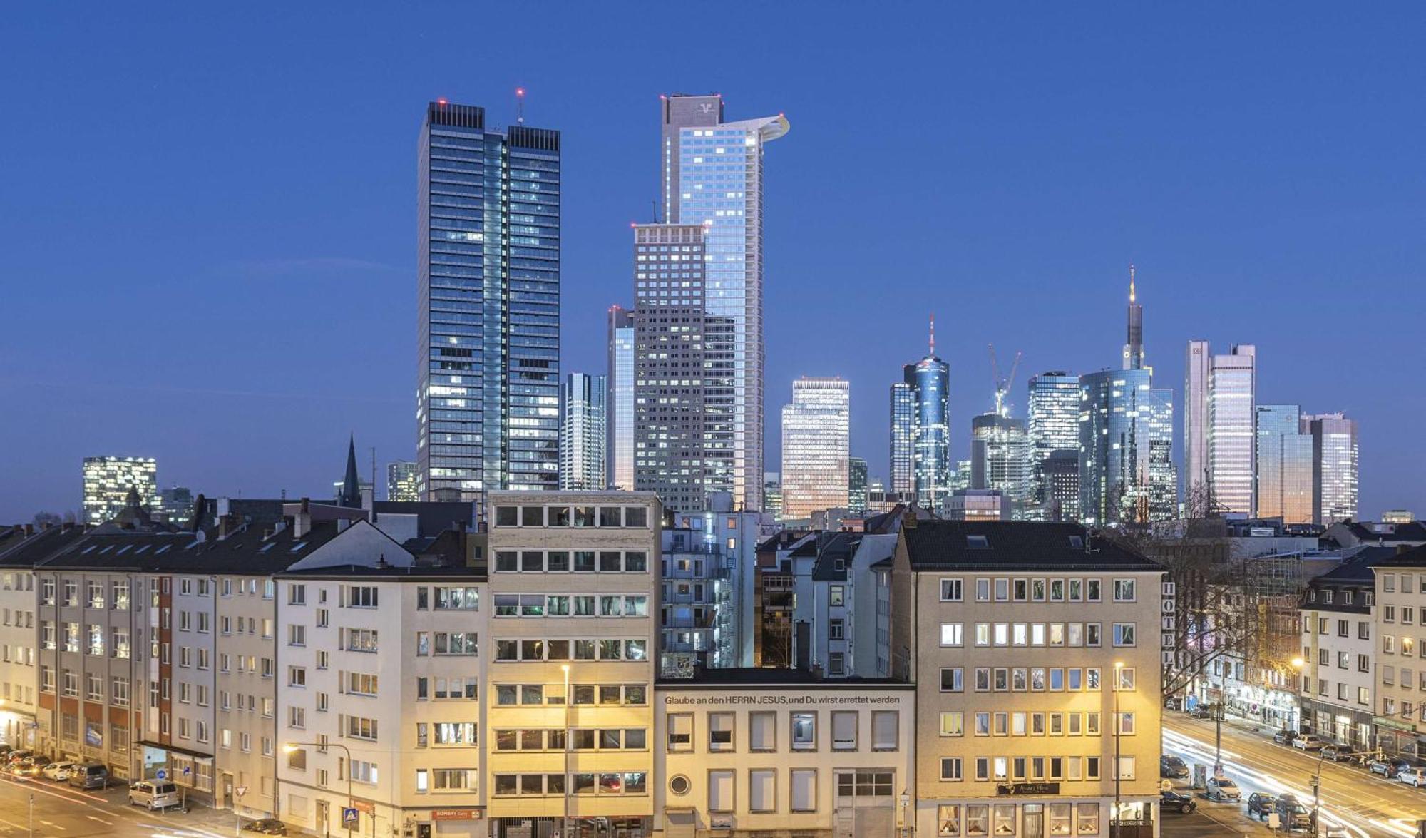 Nh Collection Frankfurt Spin Tower Hotel Frankfurt am Main ภายนอก รูปภาพ